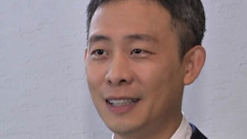 撅高贱屁股求主人调教